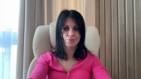 Snapshot of injaathome chatting on October 14, 6:25 am InjaAtHome online show from October 14, 6:25 am