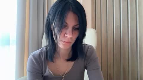 Snapshot of injaathome chatting on October 15, 6:35 am InjaAtHome online show from October 15, 6:35 am