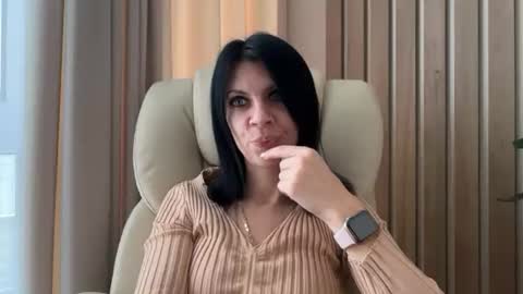 InjaAtHome online show from November 18, 8:08 am