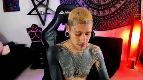 Dani  online show from September 27, 8:03 pm