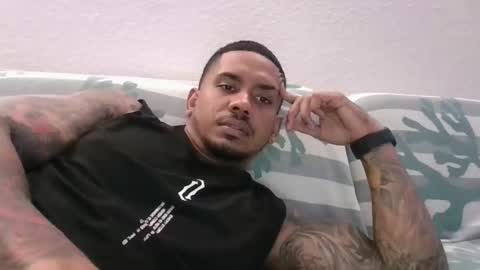 inkcouple27 online show from January 15, 7:28 pm