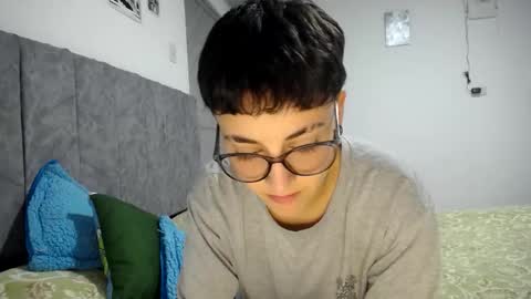 lyan onlyfans n linda online show from February 20, 11:27 pm