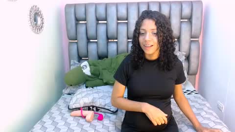 inkedsabrina online show from January 18, 8:51 pm