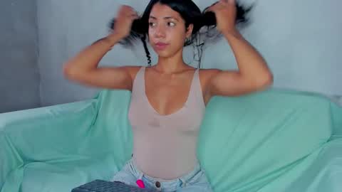 inkedsabrina online show from February 7, 9:07 pm