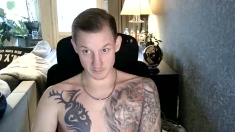 inkedsweed69 online show from January 19, 11:58 am