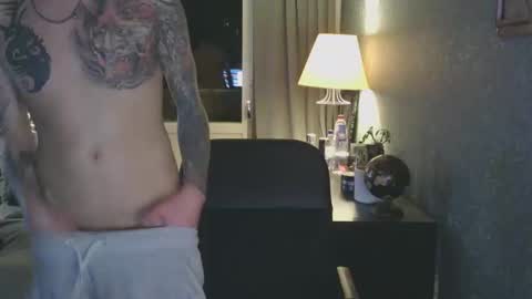 inkedsweed69 online show from April 10, 8:13 pm