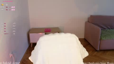 inner_bloom online show from January 28, 1:38 pm