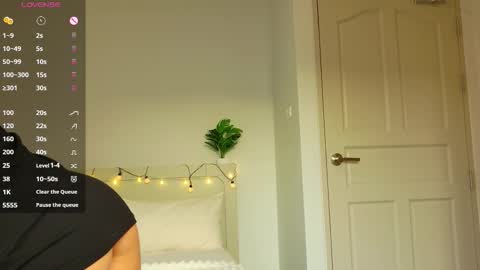 Mila Reef online show from February 6, 12:04 am