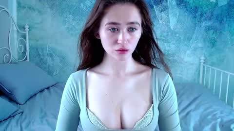 Lina online show from April 4, 8:56 am