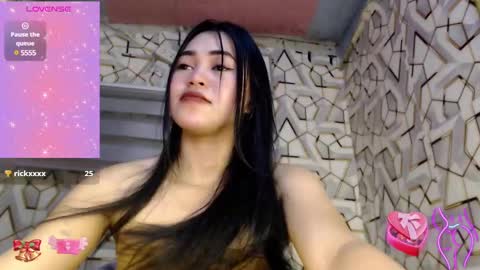 Belle online show from March 8, 10:45 pm