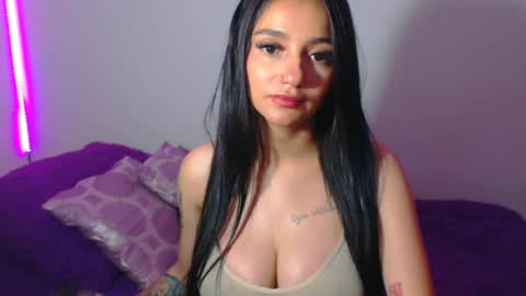 Abril online show from June 19, 11:30 pm