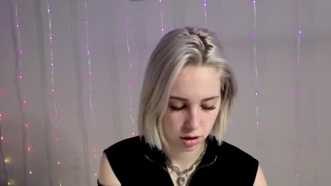 Kate online show from February 1, 5:00 pm