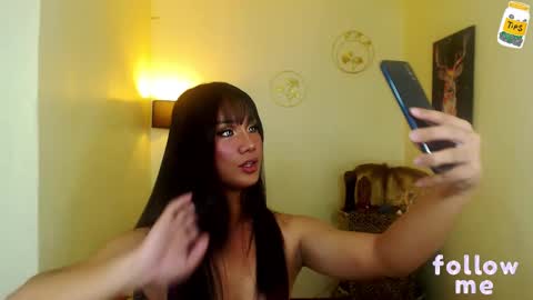 Snapshot of innocent_katleya chatting on December 23, 1:35 pm KATLEYA online show from December 23, 1:35 pm