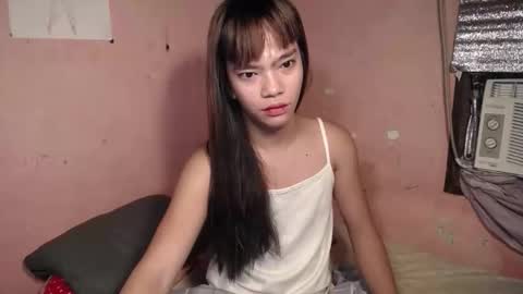 Snapshot of innocent_lover_ziaxx chatting on April 18, 10:10 pm your zia online show from April 18, 10:10 pm