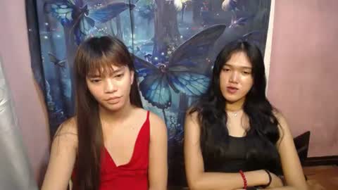 Snapshot of innocent_lover_ziaxx chatting on April 28, 8:41 am your zia online show from April 28, 8:41 am
