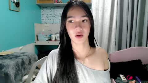 Reign online show from April 5, 6:49 pm