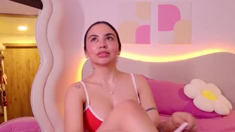 SELENA  online show from February 10, 1:43 am