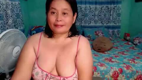 Snapshot of inocent_joy chatting on May 31, 11:28 am inocent_joy online show from May 31, 11:28 am