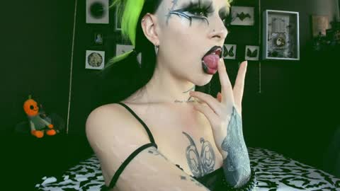   SANIA  online show from January 15, 5:47 pm