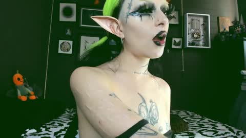   SANIA  online show from January 15, 8:48 pm