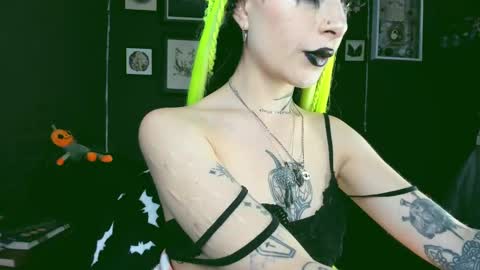   SANIA  online show from February 13, 7:21 pm