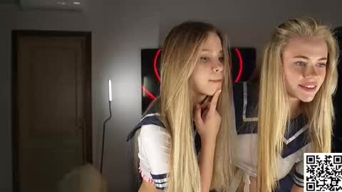 Sully and Kate online show from October 21, 5:24 pm