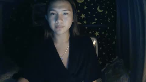 Snapshot of insulting_whoreifica chatting on January 3, 4:16 pm MAXINE online show from January 3, 4:16 pm