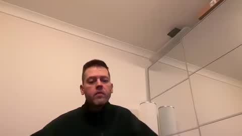 Snapshot of interestedhun chatting on January 18, 5:26 pm InterestedHun online show from January 18, 5:26 pm