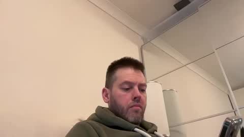 Snapshot of interestedhun chatting on January 25, 11:13 am InterestedHun online show from January 25, 11:13 am