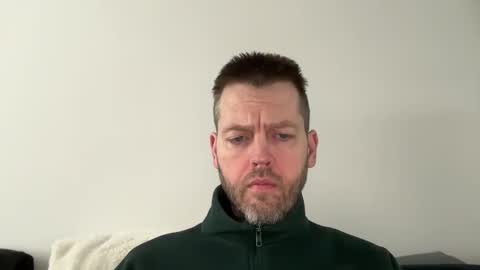 Snapshot of interestedhun chatting on January 29, 10:16 am InterestedHun online show from January 29, 10:16 am