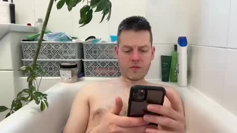 Snapshot of interestedhun chatting on March 4, 12:33 pm InterestedHun online show from March 4, 12:33 pm