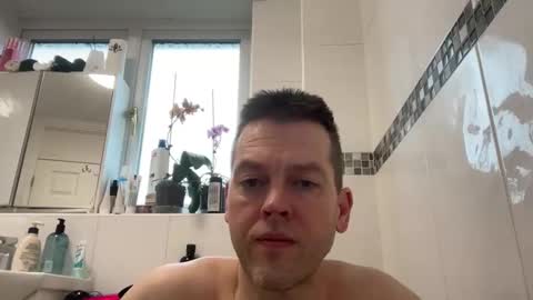 Snapshot of interestedhun chatting on February 7, 10:41 am InterestedHun online show from February 7, 10:41 am