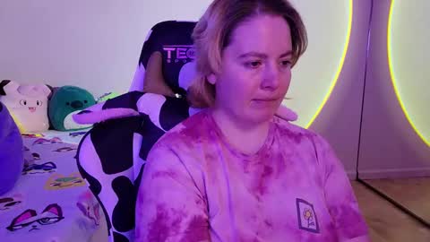 Faye online show from January 21, 2:26 pm