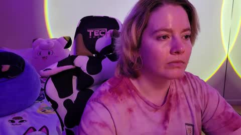 Faye online show from February 11, 11:43 am