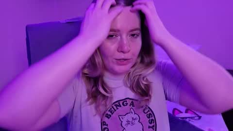 Faye online show from March 10, 6:07 am