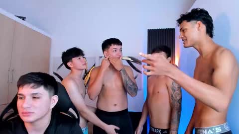 Damian Sam Jack Daniel and James online show from November 5, 3:12 pm