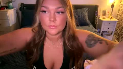 Snapshot of interracialfun379687 chatting on April 18, 4:49 am interracialfun379687 online show from April 18, 4:49 am