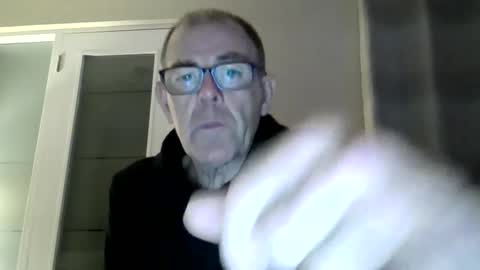 inthemood63 online show from October 5, 7:23 pm