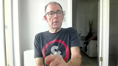 Snapshot of inthemood63 chatting on April 20, 3:48 pm inthemood63 online show from April 20, 3:48 pm