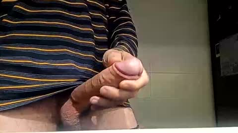 intheshadowxxx online show from January 7, 2:14 am