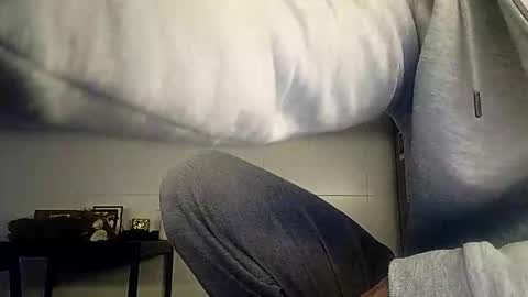 intheshadowxxx online show from January 13, 12:38 am