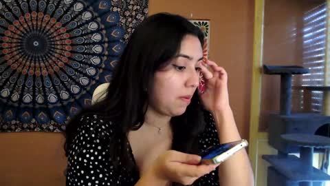 Snapshot of intimatetales chatting on December 17, 12:00 pm Africa online show from December 17, 12:00 pm