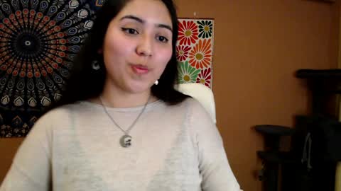 Snapshot of intimatetales chatting on January 6, 4:44 pm Africa online show from January 6, 4:44 pm