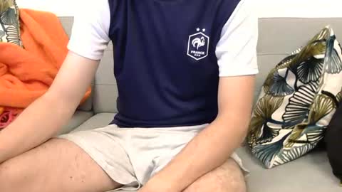 introvertgamer online show from July 4, 9:10 pm