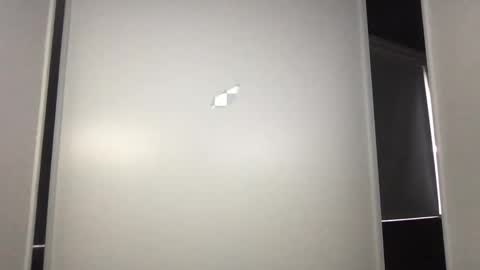 Snapshot of invisible_object chatting on November 3, 8:10 pm invisible_object online show from November 3, 8:10 pm