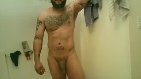 Snapshot of inyourmouthagain83 chatting on October 20, 10:38 am inyourmouthagain online show from October 20, 10:38 am