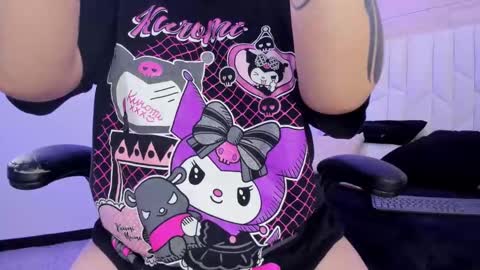 io_chie_ online show from September 16, 4:46 am