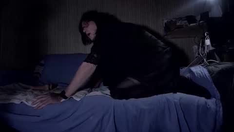 ionnatrav online show from December 21, 4:03 pm