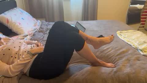 Snapshot of iopensusa chatting on January 8, 12:47 pm iopensusa online show from January 8, 12:47 pm