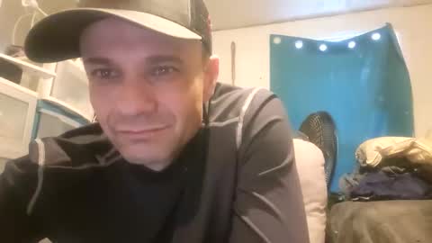 Snapshot of ipleaseherfromdaback chatting on October 31, 8:54 pm BillyAllen online show from October 31, 8:54 pm